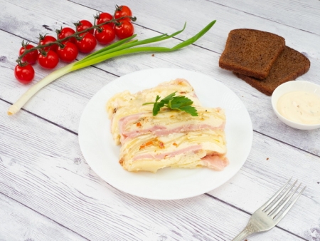 Фритта с картофелем и ветчиной Фритта с картофелем и ветчиной