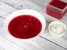 Боpщ со сметаной