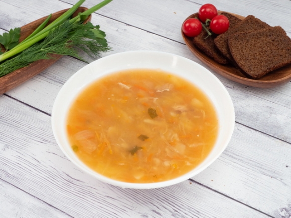 Щи по-уральски со сметаной