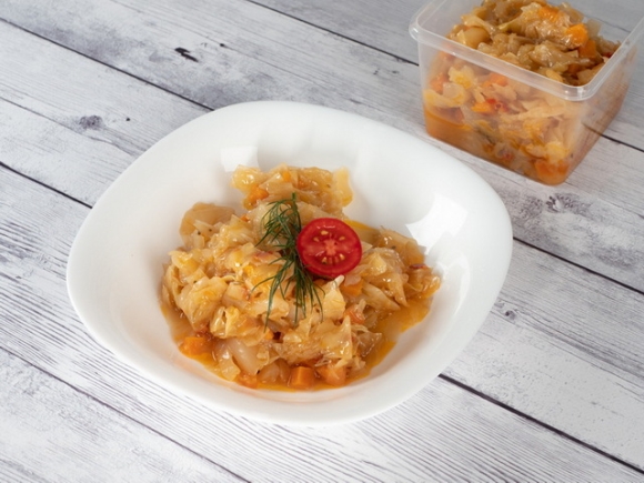 Капуста тушеная