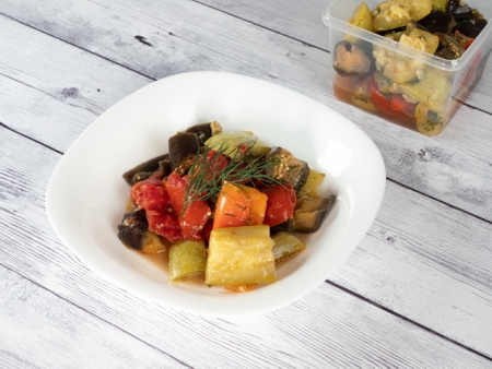 Овощи тушеные Овощи тушеные