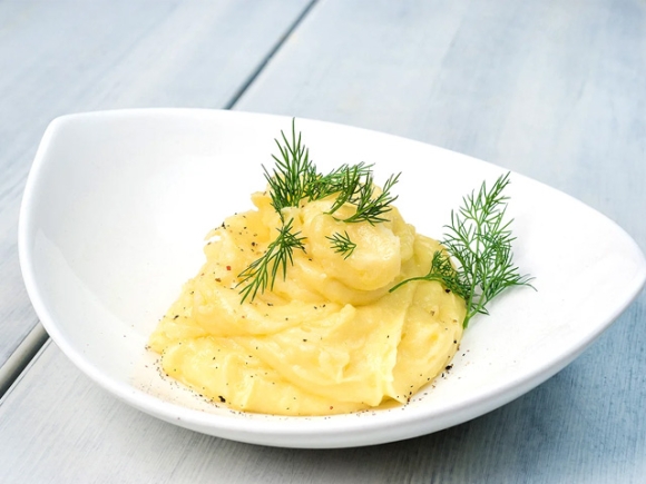 Пюре картофельное с чесночным соусом