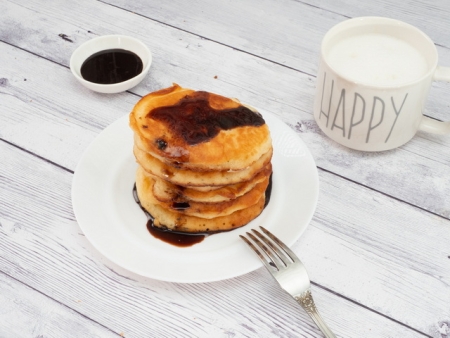 Панкейки с шоколадным топингом Панкейки с шоколадным топингом