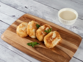 Сырники творожные со сметаной